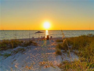 Charming Vacation Rental on Longboat Key. Call Today